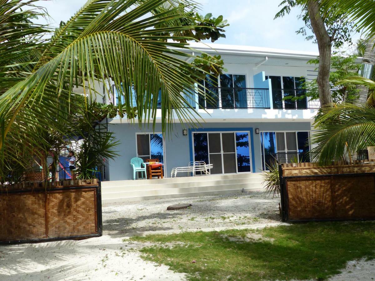 פנגלאו D & B Bluestar Beach Resort מראה חיצוני תמונה