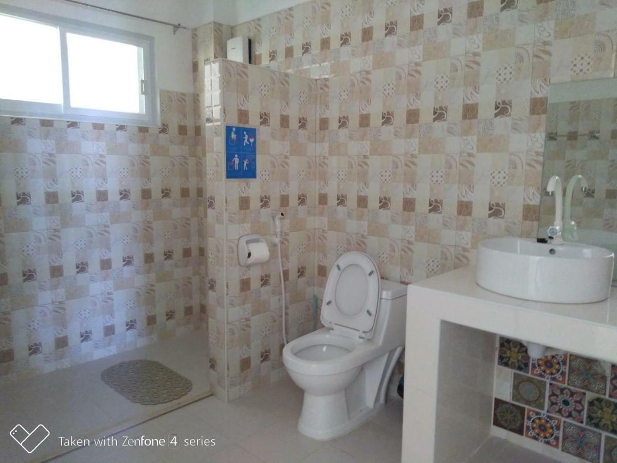 פנגלאו D & B Bluestar Beach Resort מראה חיצוני תמונה